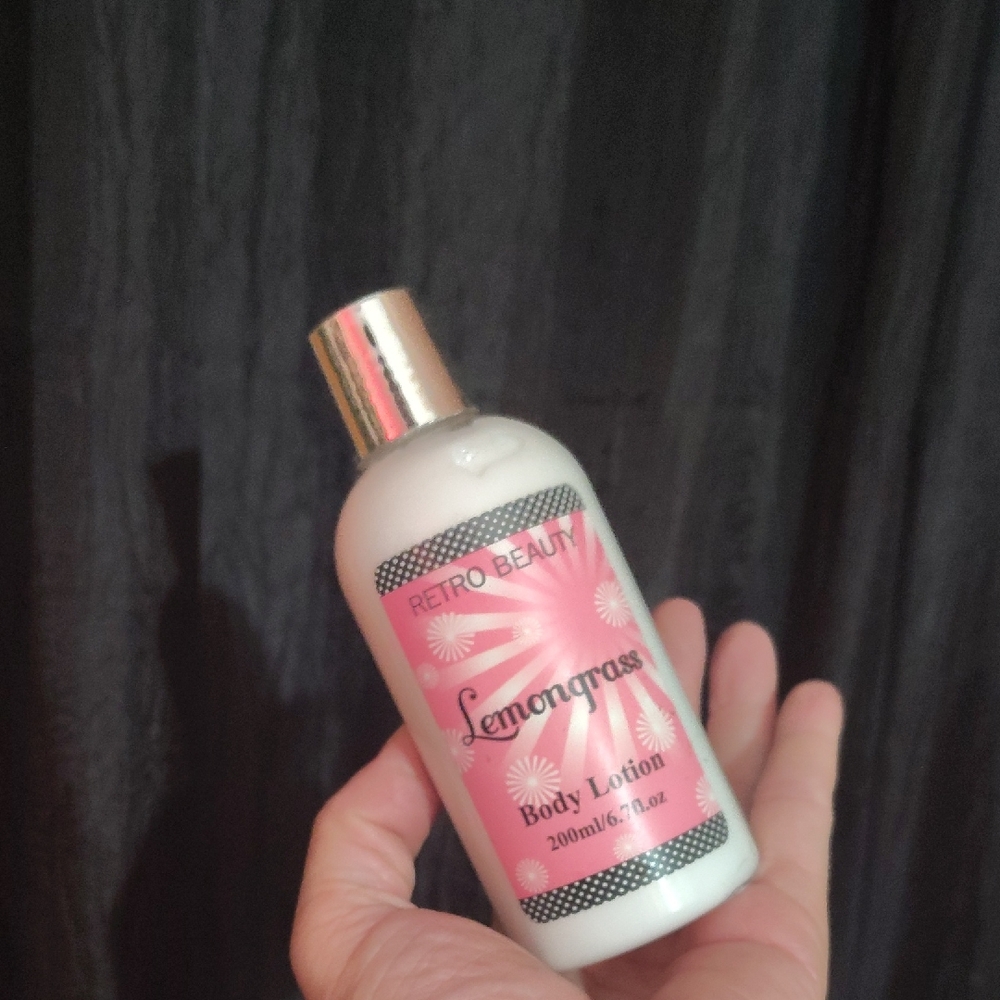 Lemongrass Body Lotion - Pink and White